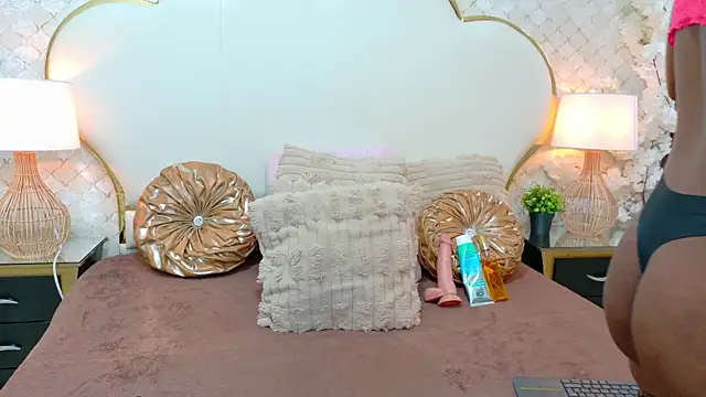  NinaFox  online show from 01/11/26, 02:11