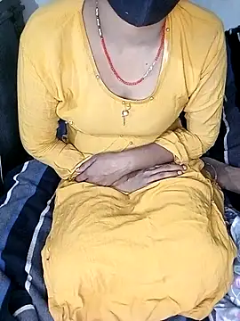 Snapshot of Sexy_Riya_Bhabhi chatting on 10/28/25, 04:09 Sexy Riya Bhabhi online show from 10/28/25, 04:09