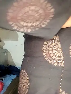 Snapshot of Sexy_Riya_Bhabhi chatting on 11/19/25, 04:07 Sexy Riya Bhabhi online show from 11/19/25, 04:07