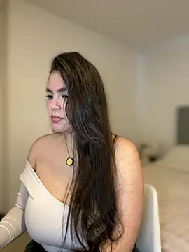 Isabella LaRue online show from 03/22/26, 01:36