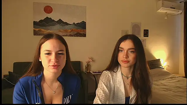 MayaGlow online show from 01/12/26, 06:07