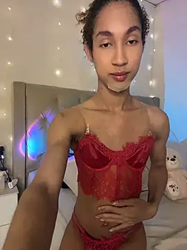 Chloe Celeste online show from 08/06/26, 03:19