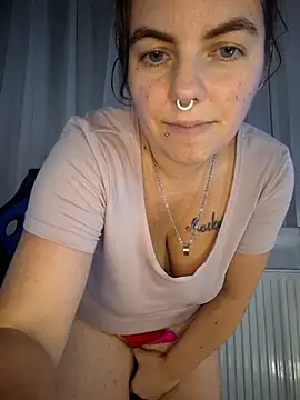 Snapshot of GeilesLuder36 chatting on 10/14/25, 07:03 GeilesLuder36 online show from 10/14/25, 07:03