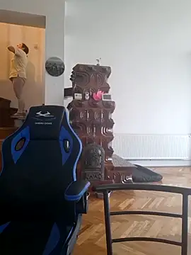 Snapshot of GeilesLuder36 chatting on 11/24/25, 01:22 GeilesLuder36 online show from 11/24/25, 01:22