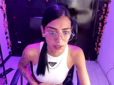 KarlaSlutSkinny   online show from 02/17/26, 09:21