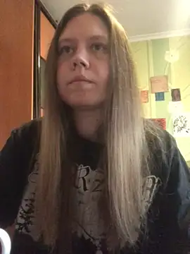 LunaVirelle online show from 04/27/26, 04:38