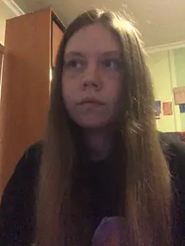 LunaVirelle online show from 07/24/26, 06:17