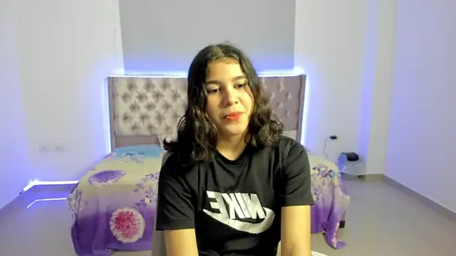 beiby glow online show from 10/09/25, 01:53