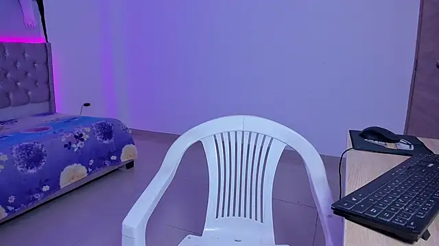 beiby glow online show from 11/12/25, 01:22