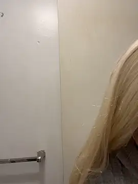 lexuslover687 online show from 04/21/26, 02:56