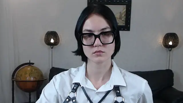 Marie Fitch online show from 10/23/25, 10:41