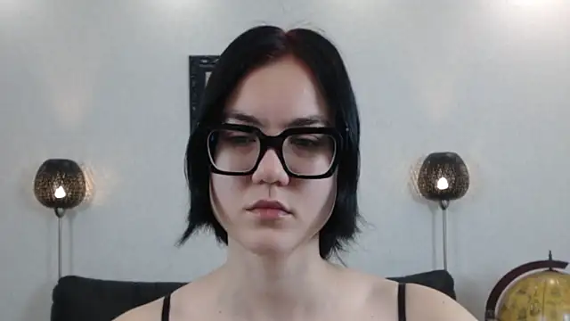 Marie Fitch online show from 12/05/25, 12:52