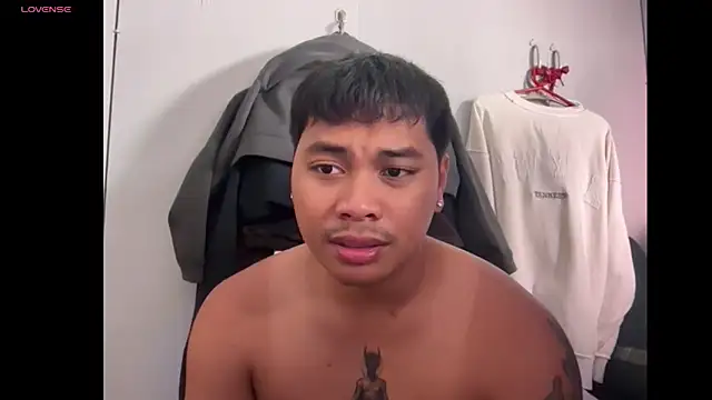 LuisitoJuancho55 online show from 04/22/26, 03:57