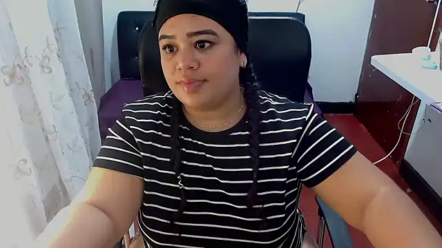 oliviia cute online show from 01/15/26, 07:35