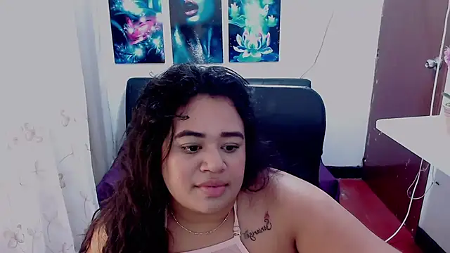 oliviia cute online show from 01/17/26, 01:54