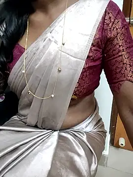 Tamilmallu-duskygirl03 online show from 01/17/26, 06:18