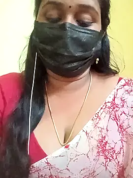 Snapshot of tamil-mala23 chatting on 10/11/25, 07:07 tamil-mala23 online show from 10/11/25, 07:07