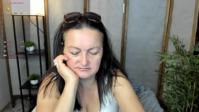 hottyannaa online show from 10/20/25, 02:34