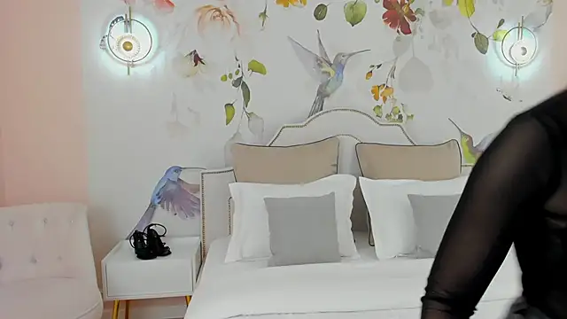 AnnaJonson online show from 10/15/25, 03:17