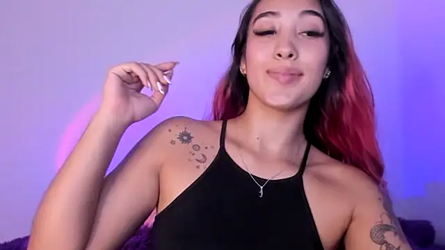 Snapshot of HeidyRousse chatting on 02/18/26, 11:01 HeidyRousse online show from 02/18/26, 11:01