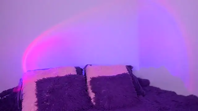 Snapshot of HeidyRousse chatting on 02/19/26, 12:45 HeidyRousse online show from 02/19/26, 12:45