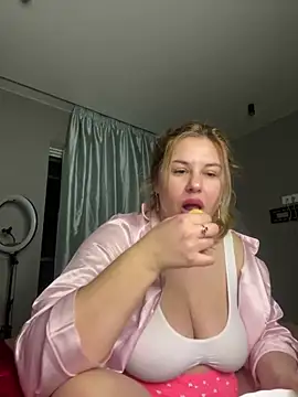 Passion-Blondy online show from 05/15/26, 07:21