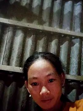 gio-thu online show from 10/20/25, 11:32