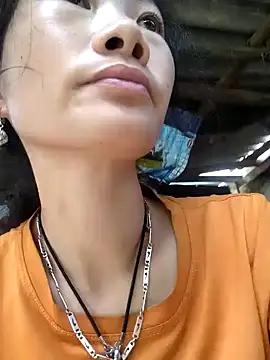 gio-thu online show from 11/15/25, 05:49