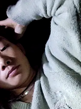 gio-thu online show from 11/18/25, 06:07