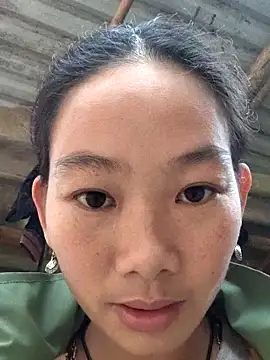 gio-thu online show from 12/20/25, 10:11