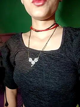 Snapshot of DirtybhabhiGoal chatting on 10/29/25, 07:43 DirtybhabhiGoal online show from 10/29/25, 07:43