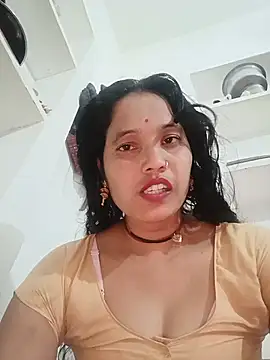 Snapshot of Cuty_tanya chatting on 07/06/26, 03:47 Cuty tanya online show from 07/06/26, 03:47