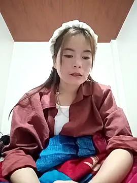 Snapshot of sipy- chatting on 11/14/25, 11:35 sipy- online show from 11/14/25, 11:35