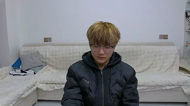 KK-cuteboy online show from 02/19/26, 11:06