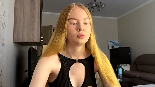 RaguelNicksons online show from 10/25/25, 12:02