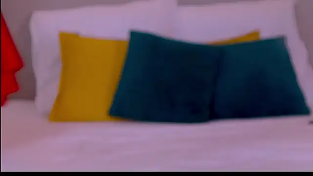 Snapshot of TesaQuinn chatting on 10/16/25, 05:58 TesaQuinn online show from 10/16/25, 05:58