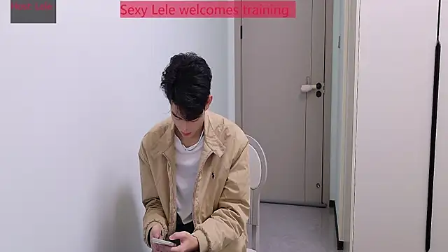 sexyboy-lele online show from 11/20/25, 06:46