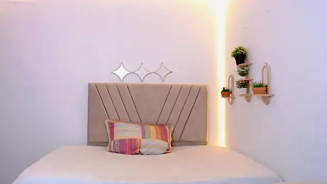 zara cute online show from 05/01/26, 12:21