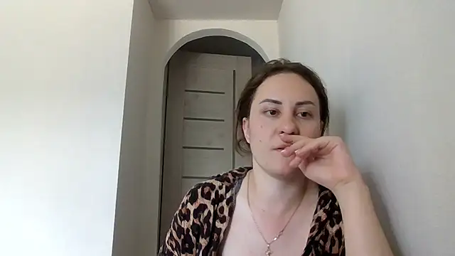 MeadowEyes online show from 07/14/26, 12:00