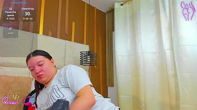 AmbarGills online show from 04/17/26, 01:03