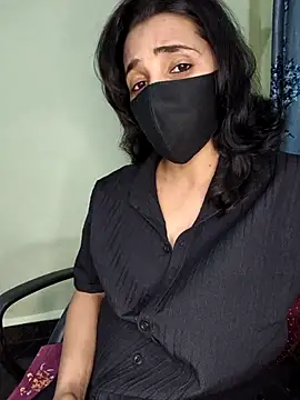 Snapshot of Royal_Shona chatting on 10/14/25, 06:20 Royal Shona online show from 10/14/25, 06:20