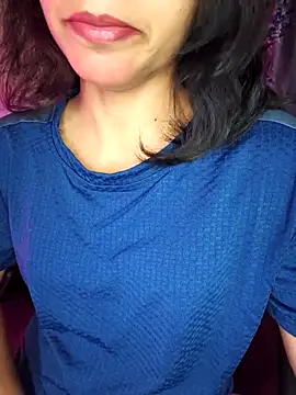 Snapshot of Royal_Shona chatting on 11/14/25, 06:06 Royal Shona online show from 11/14/25, 06:06