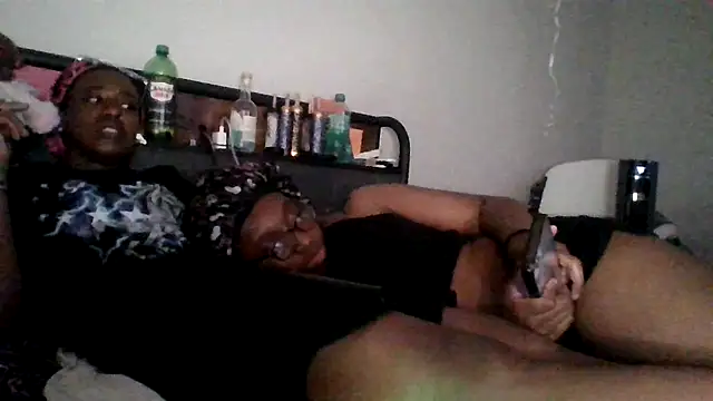 dezzidavill online show from 05/17/26, 01:03