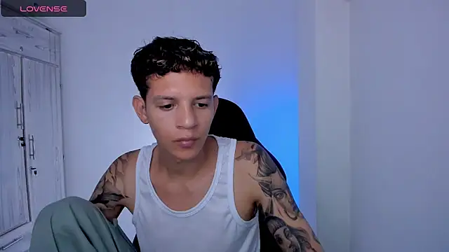 tylernova online show from 05/04/26, 03:24