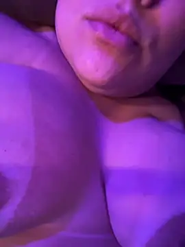 Fernandinhacarioca021rj online show from 04/16/26, 12:33