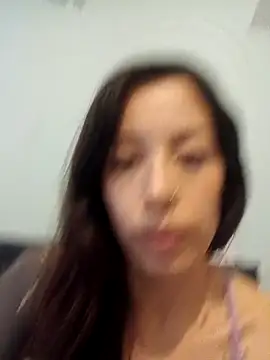 Chinitaluna online show from 12/19/25, 03:08