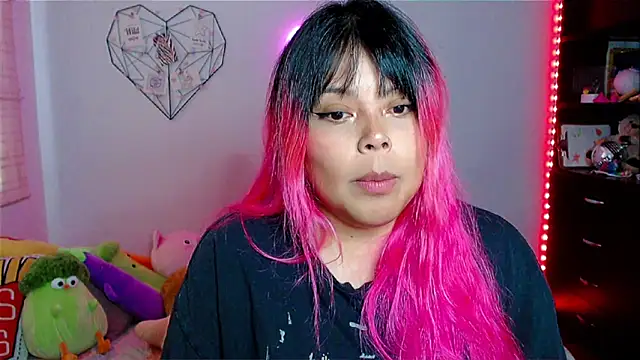 EllieMoonX online show from 01/06/26, 08:45