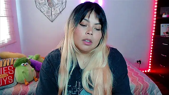 EllieMoonX online show from 03/04/26, 07:53