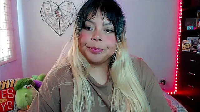 EllieMoonX online show from 03/10/26, 06:46