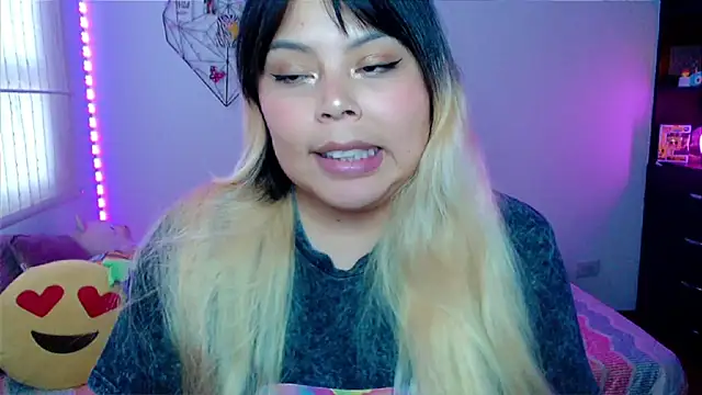 EllieMoonX online show from 04/16/26, 10:12